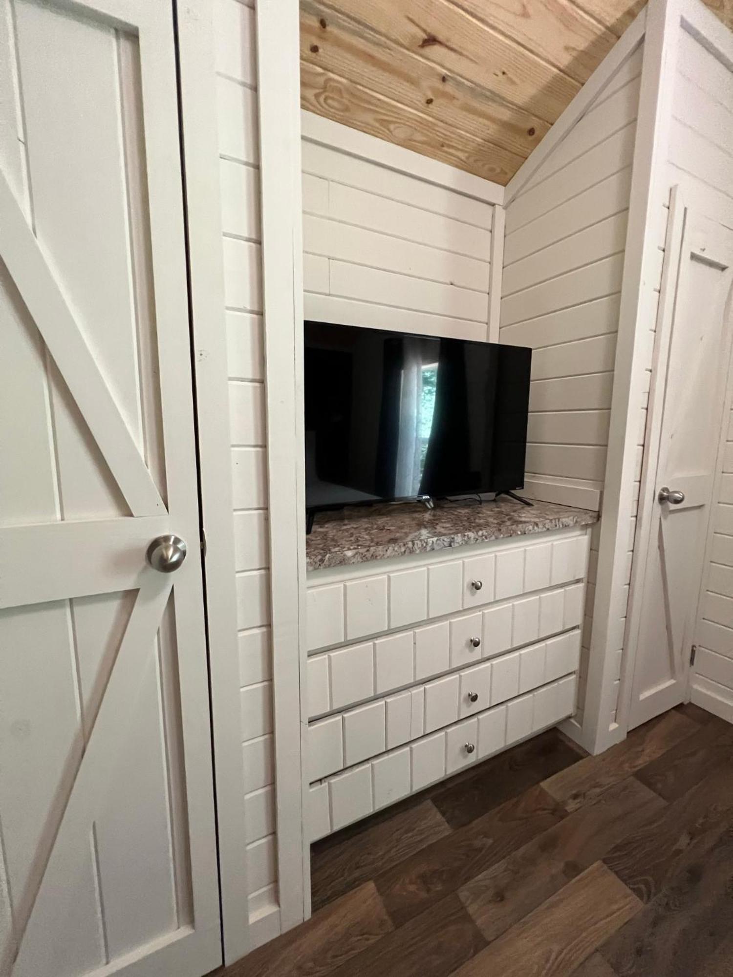 4 Heron Haus, Luxury Tiny House, Pet Friendly, Mins To Downtown Guntersville Eksteriør billede