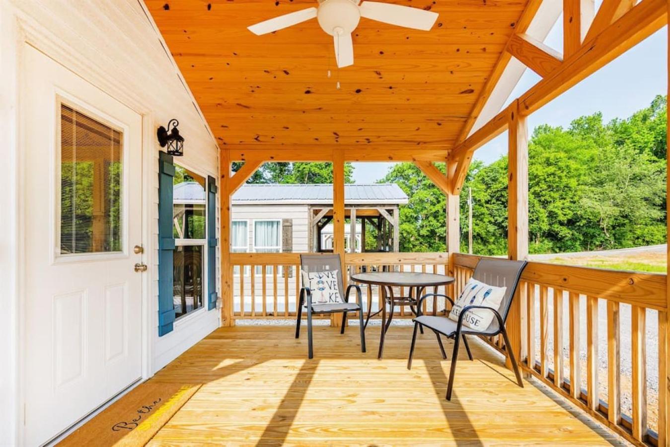 4 Heron Haus, Luxury Tiny House, Pet Friendly, Mins To Downtown Guntersville Eksteriør billede